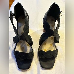 BODEN NAVY LEATHER SANDALS. 3 INCH HEELS.